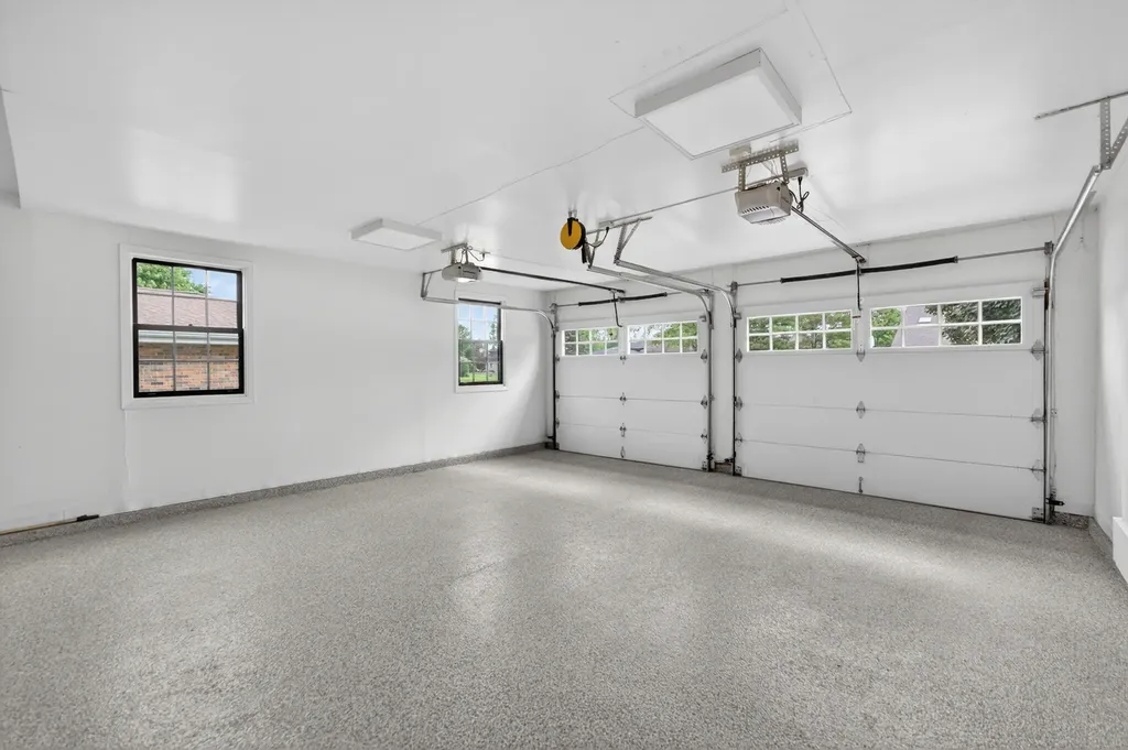 8517 Arizona Trail Willow Springs IL 60480