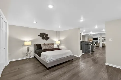 8517 Arizona Trail Willow Springs IL 60480
