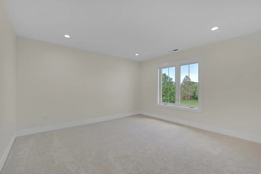 618 West Meadow Avenue Lombard IL 60148