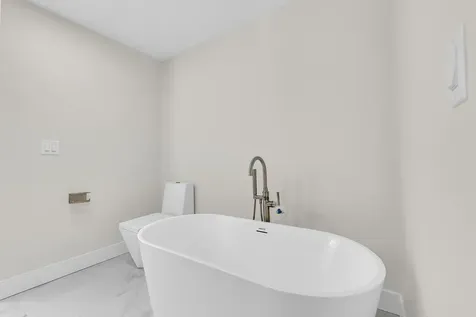 618 West Meadow Avenue Lombard IL 60148