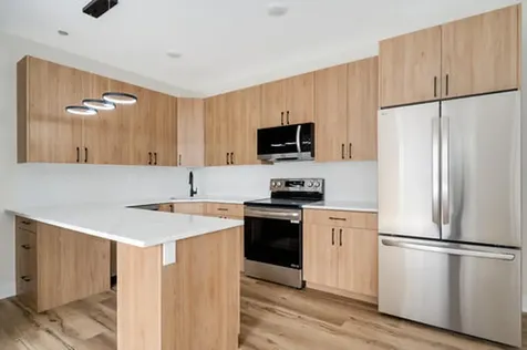 3992 South Lake Park Avenue Chicago IL 60653