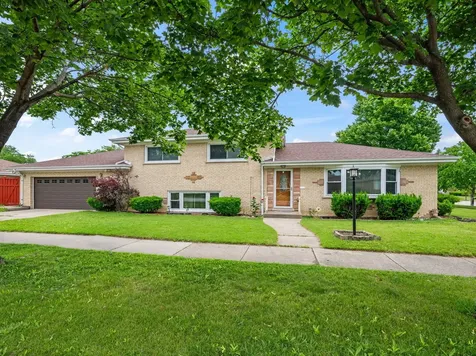 7662 Enfield Avenue Morton Grove IL 60053
