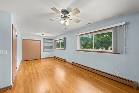 7662 Enfield Avenue Morton Grove IL 60053