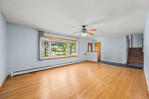 7662 Enfield Avenue Morton Grove IL 60053