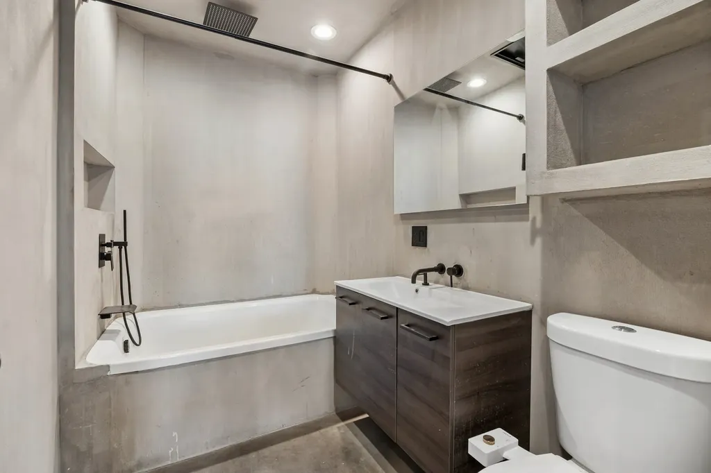 1412 West Fuller Street Chicago IL 60608
