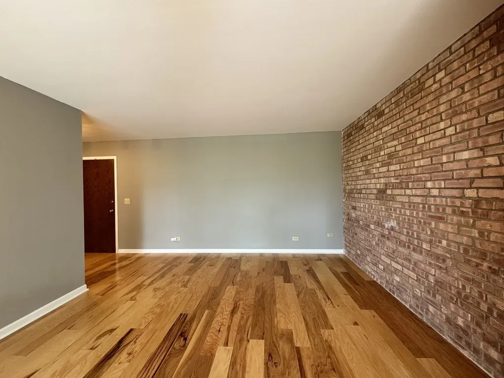 5900 Oakwood Drive Lisle IL 60532