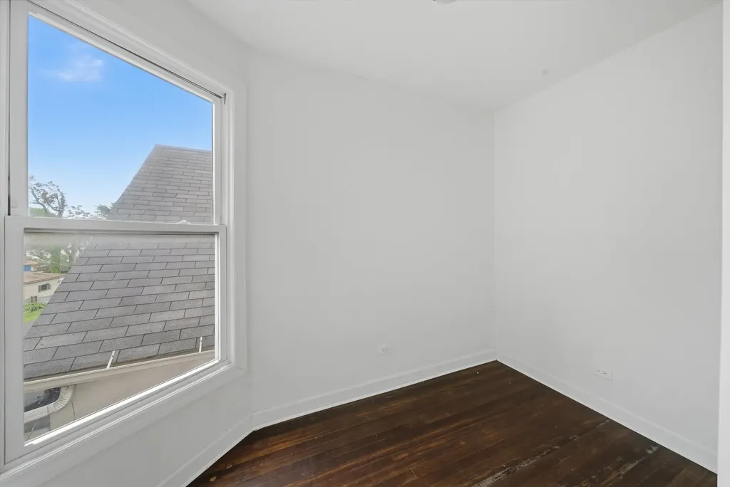 8535 South Morgan Street Chicago IL 60620