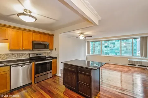 211 East Ohio Street Chicago IL 60611