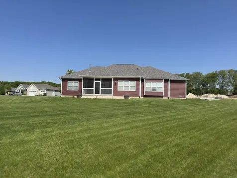801 Ann Marie Drive Utica IL 61373