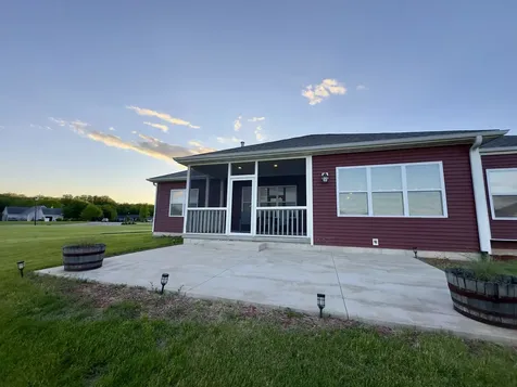 801 Ann Marie Drive Utica IL 61373