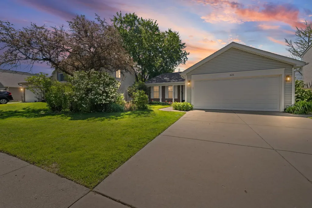 621 Cutter Lane Elk Grove Village IL 60007