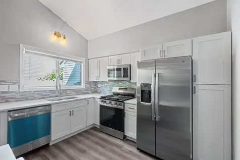621 Cutter Lane Elk Grove Village IL 60007