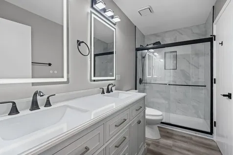 621 Cutter Lane Elk Grove Village IL 60007