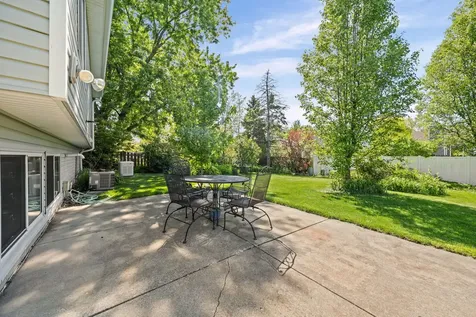 621 Cutter Lane Elk Grove Village IL 60007