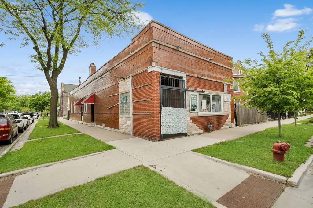 3158 South Harding Avenue Chicago IL 60623