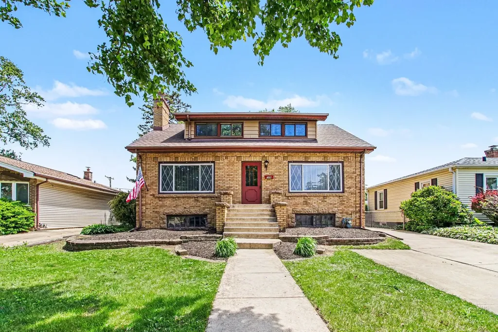289 South Pick Avenue Elmhurst IL 60126