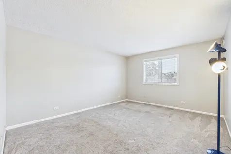 13000 West Heiden Circle Lake Bluff IL 60044