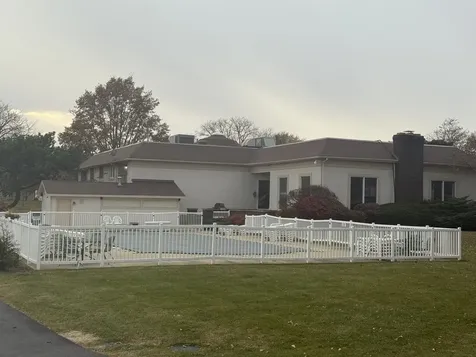 13000 West Heiden Circle Lake Bluff IL 60044