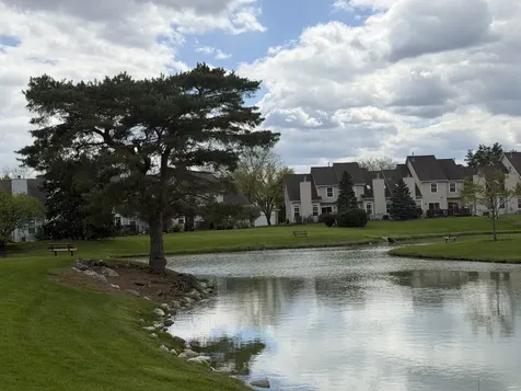 13000 West Heiden Circle Lake Bluff IL 60044
