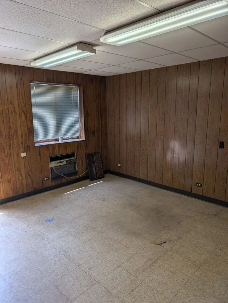 3218 West Wireton Road Blue Island IL 60406