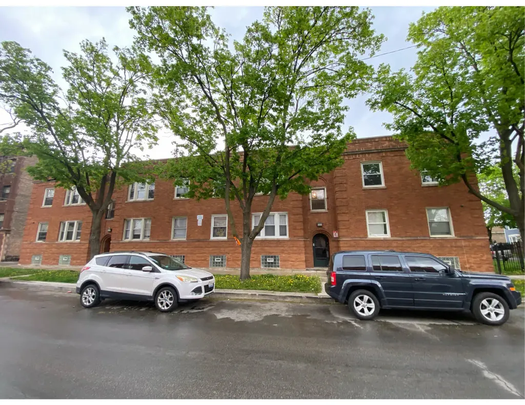 3104 West 64th Street Chicago IL 60629