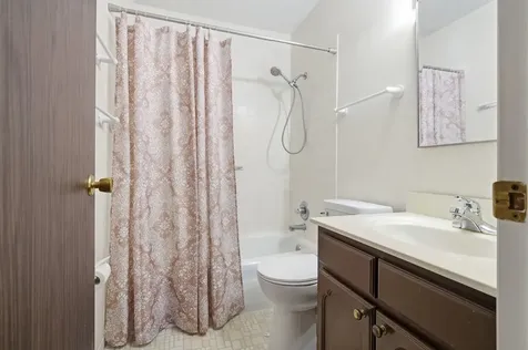 218 Cambridge Drive Normal IL 61761