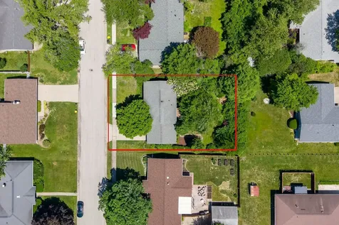 218 Cambridge Drive Normal IL 61761