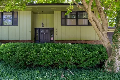 218 Cambridge Drive Normal IL 61761