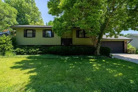 218 Cambridge Drive Normal IL 61761
