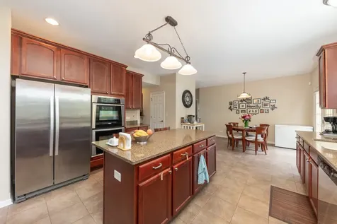 815 Preston Lane Oswego IL 60543