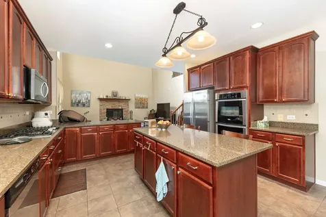 815 Preston Lane Oswego IL 60543