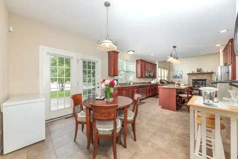 815 Preston Lane Oswego IL 60543