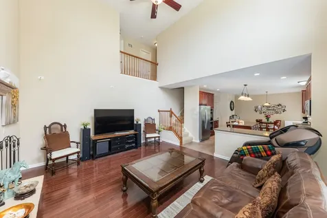 815 Preston Lane Oswego IL 60543
