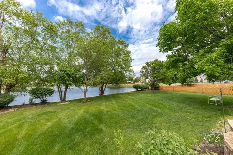 815 Preston Lane Oswego IL 60543