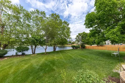 815 Preston Lane Oswego IL 60543