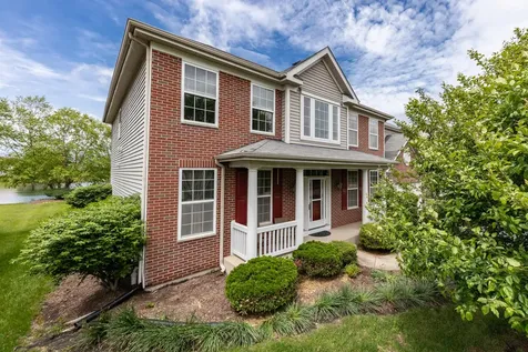 815 Preston Lane Oswego IL 60543