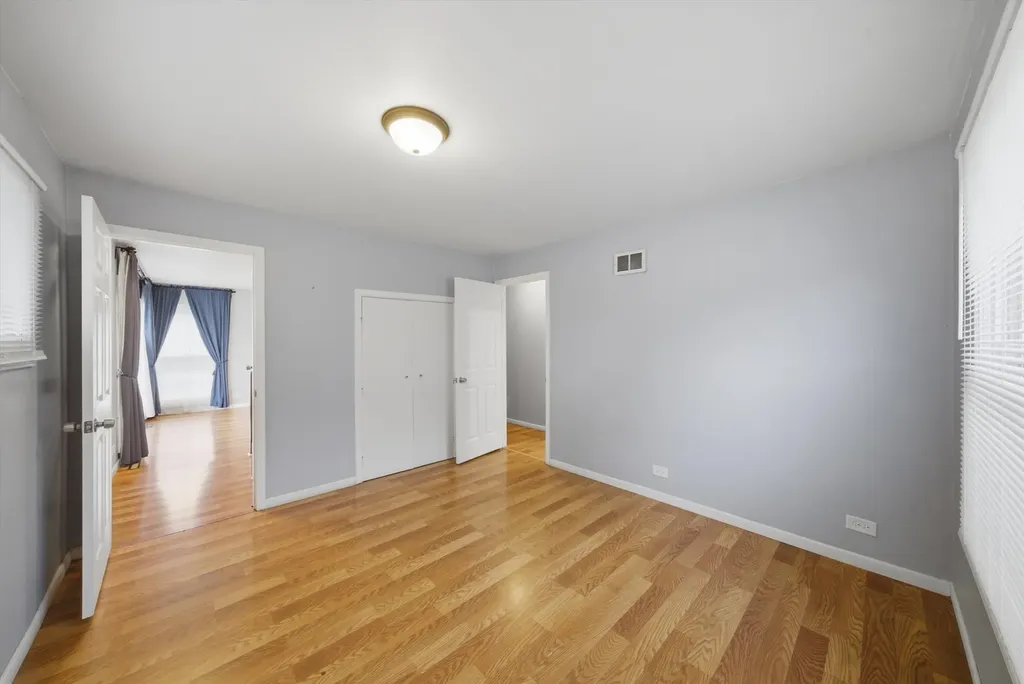 1517 East Roosevelt Road Wheaton IL 60187