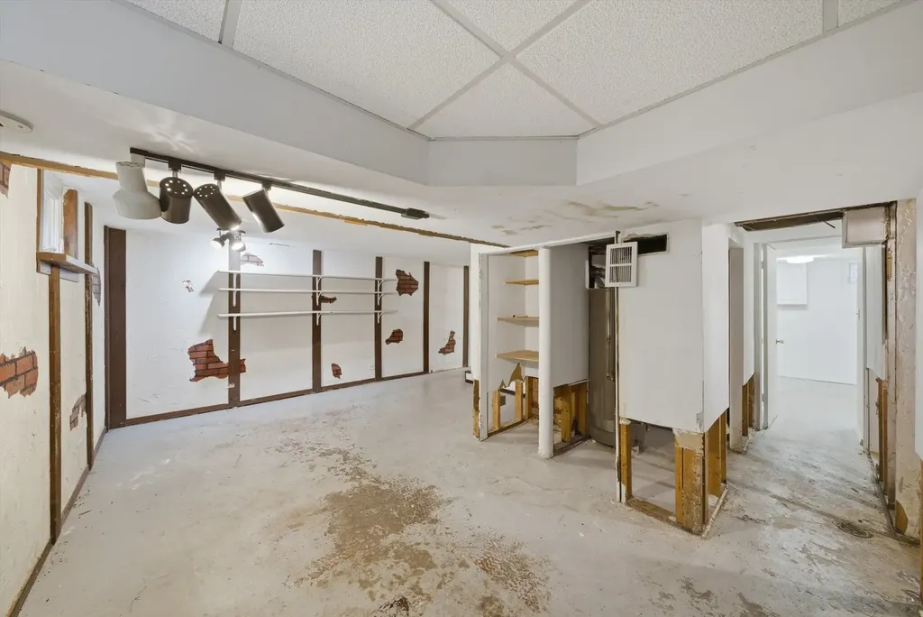 1517 East Roosevelt Road Wheaton IL 60187