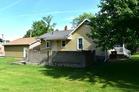 406 North Birch Street Wenona IL 61377