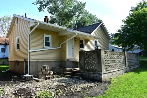 406 North Birch Street Wenona IL 61377
