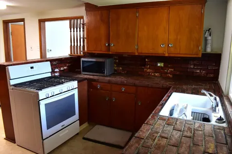 406 North Birch Street Wenona IL 61377