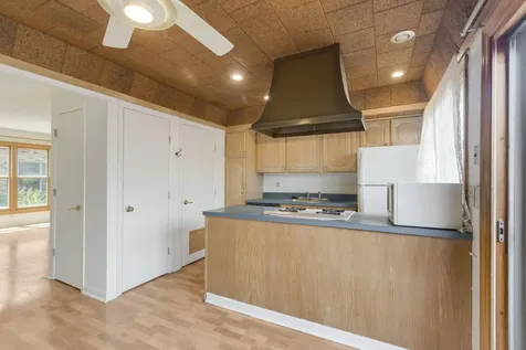 1726 Sessions Walk Hoffman Estates IL 60169