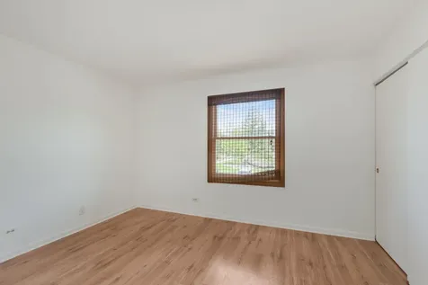 1726 Sessions Walk Hoffman Estates IL 60169