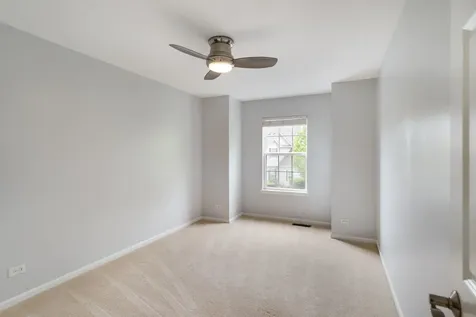 494 West Fontenay Way Palatine IL 60067