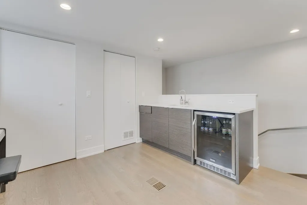 1012 North Paulina Street Chicago IL 60622