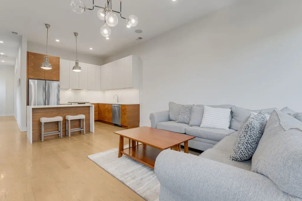 1012 North Paulina Street Chicago IL 60622