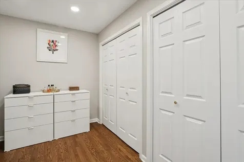 818 Valley Road Lake Forest IL 60045