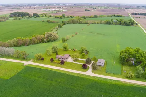 8086 Kane Road Waterman IL 60556