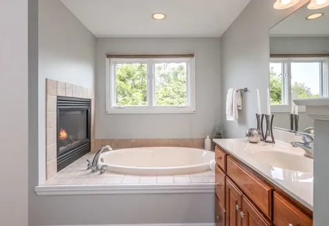 39W805 Fabyan Parkway Elburn IL 60119