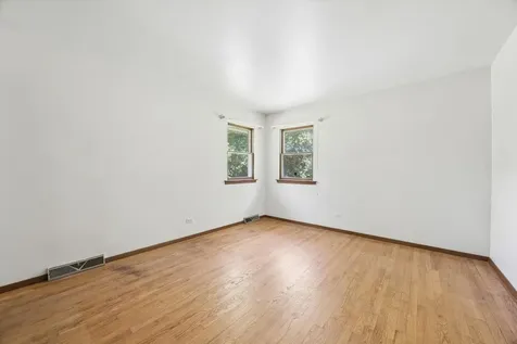 27W641 Holly Court West Chicago IL 60185